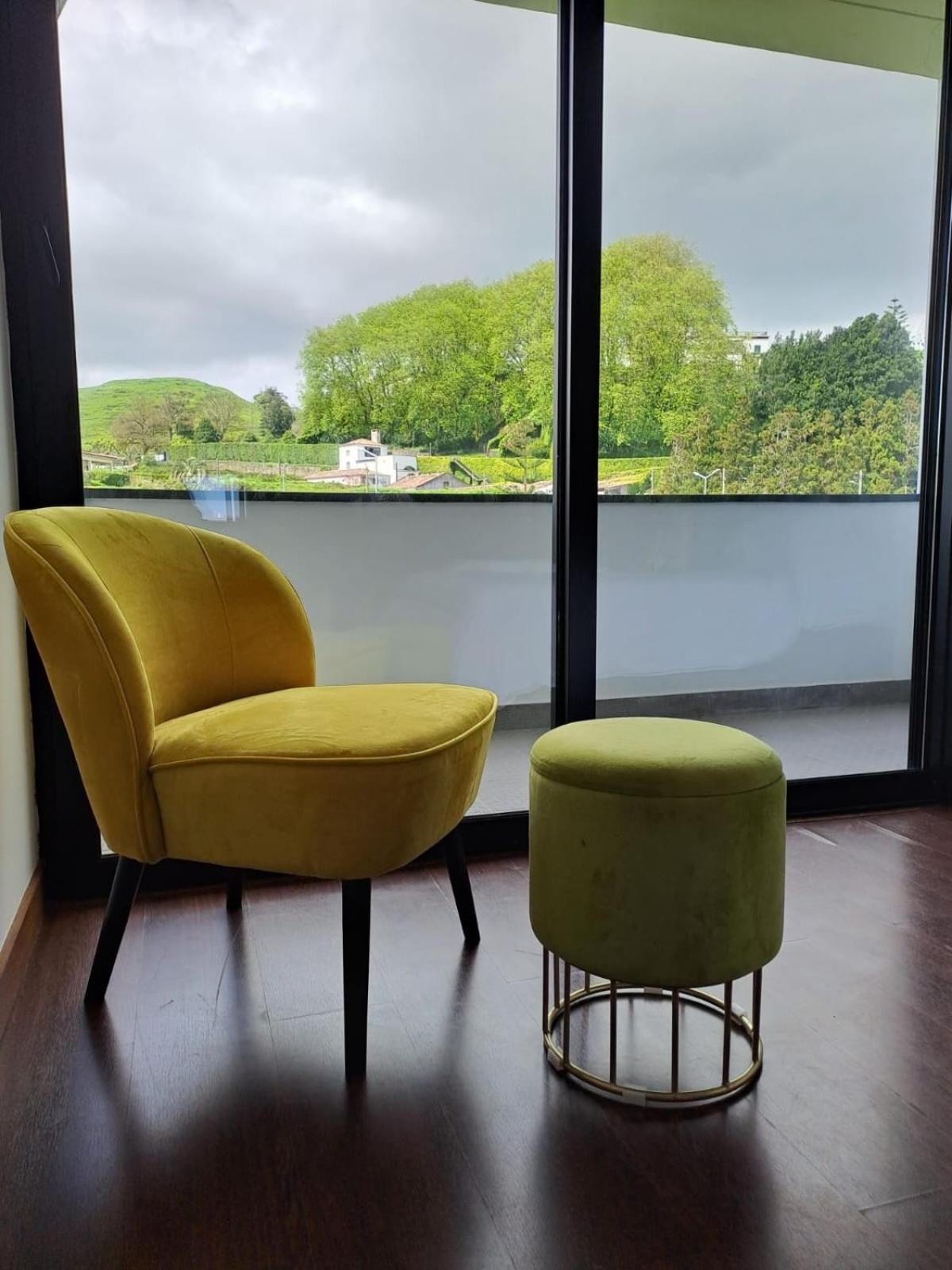 Neat Apartment Ponta Delgada Buitenkant foto